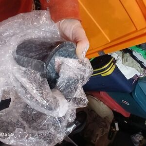 My very beautiful Saki set Japanese writing on it there are i mint condition,